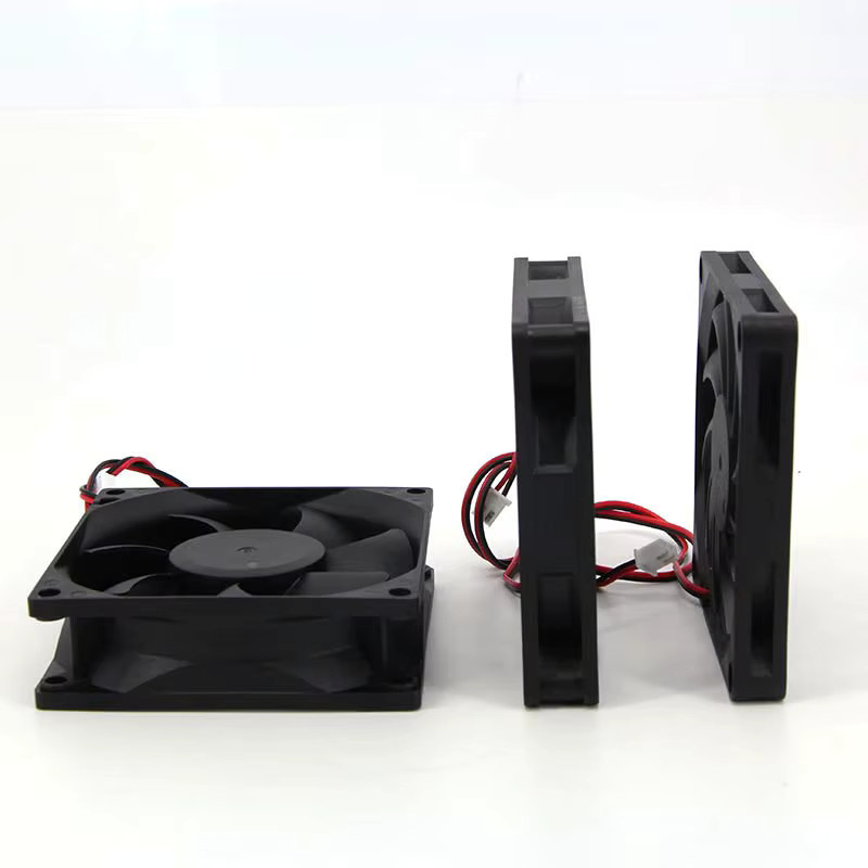 Gakaki Bürstenloser Lüfter W28 für PC-Gehäuse und GPU, Schwarz, B/T/H: 8,0 x 8,0 x 1,5 cm - Bild 3