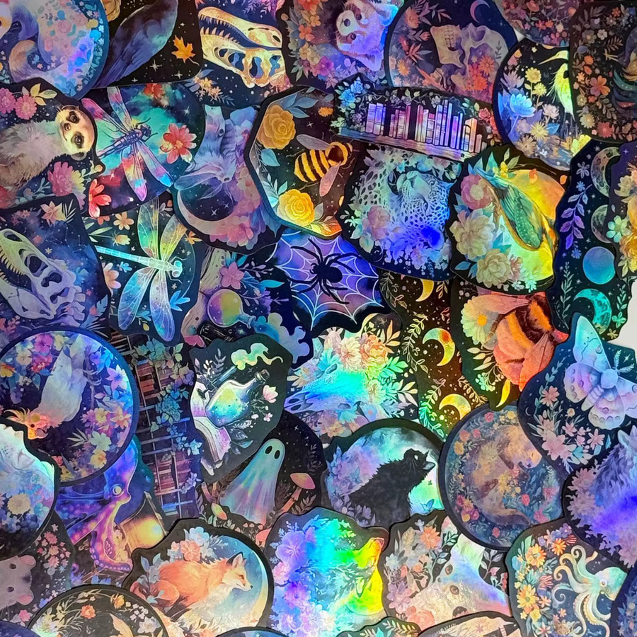 50 Stück Cartoon Laser Graffiti Aufkleber mit kreativen Motiven, wasserfeste Dekoration in Multicolor von AnimeWorlds Store - Bild 2