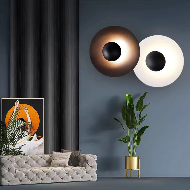 HomeLover Moderne LED Wandleuchte im Nordic Design, runde Wandlampe mit Warmweiß für Wohnzimmer, Schlafzimmer und Flur, Durchmesser: 35 cm - Bild 4