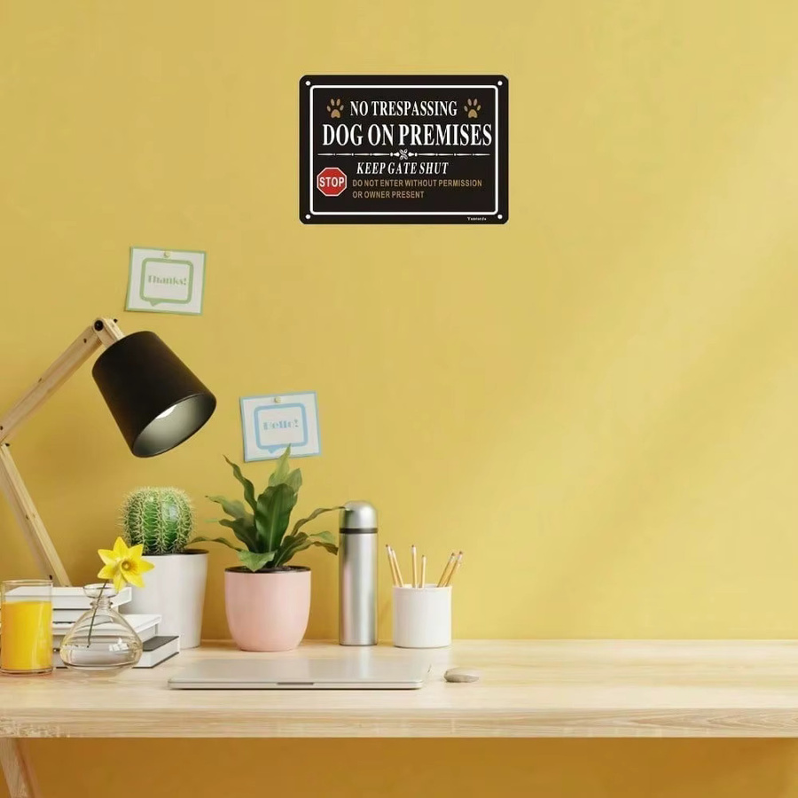 Yuntarda No Trespassing Hundewarnschild aus Metall mit Pfotenabdruck-Design, Schwarz, B: 20,3 cm, H: 30,5 cm - Bild 3