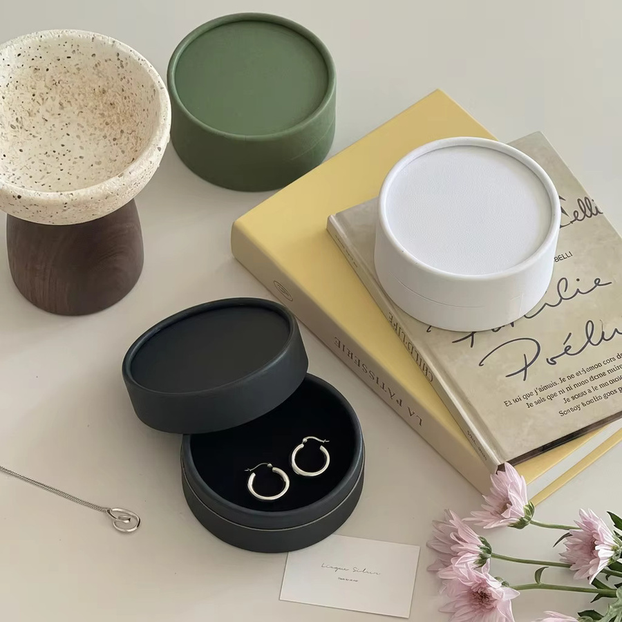 Elegante Schmuckbox aus Papier in Pink für Halsketten und Geschenke - Bild 2