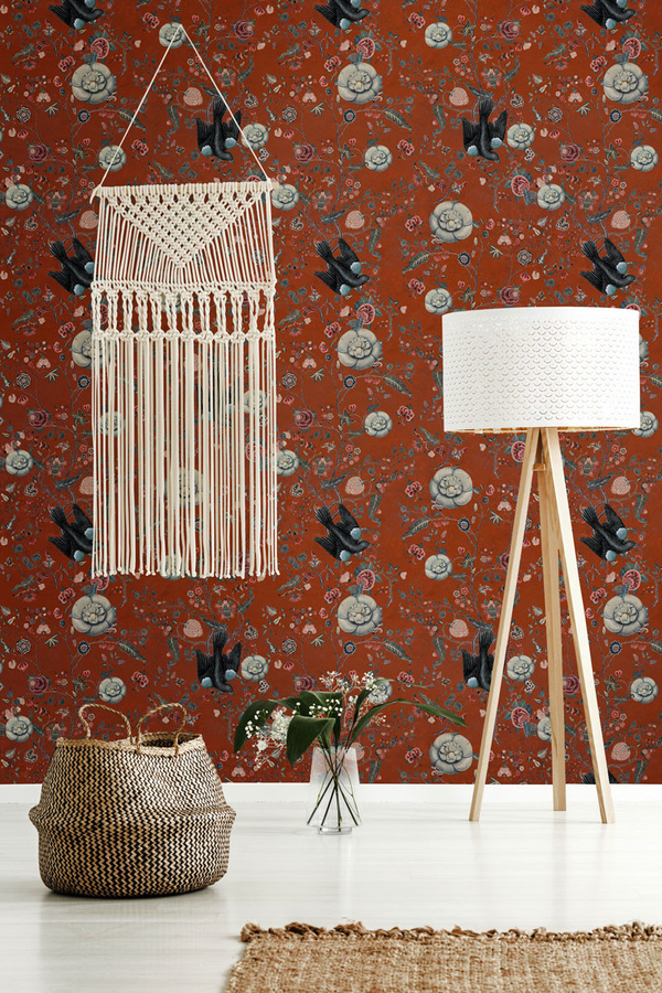 MINDTHEGAP Fototapete Black Bird in Schwarz, Rot und Braun mit floralem Boho-Design - Bild 1