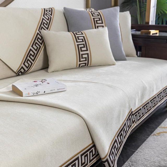 Four Seasons Universal-Sofabezug aus luxuriösem Chenille mit Anti-Rutsch-Funktion, Schonbezug für Sofa und Sessel, Breite: 70 cm, Länge: 120 cm - Bild 1