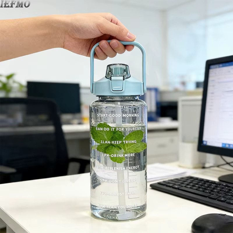 IEFMO Sport-Wasserflasche mit Strohhalm und Griff, 2000 ml, auslaufsicher und bruchsicher - Bild 5