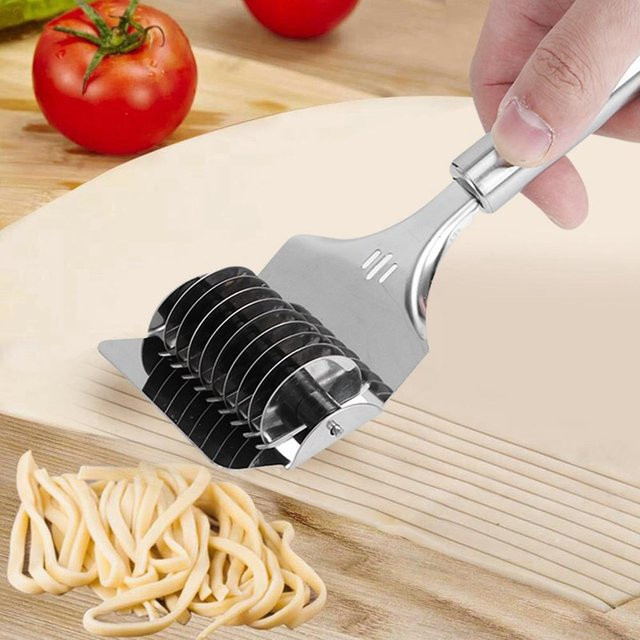 mfySpace Nudelteigschneider aus Edelstahl als Gitterroller und Pasta Spaghetti Maker in Schwarz und Silber - Bild 1