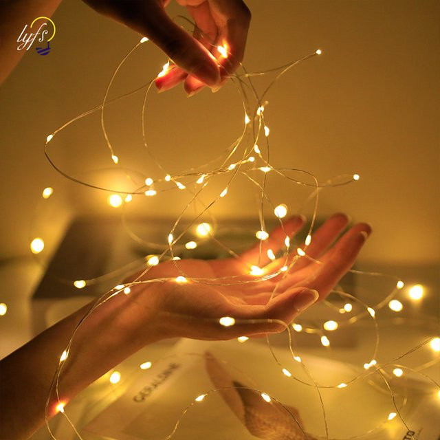 Lichterkette mit Batteriefach für Wohnzimmer, Schlafzimmer und Garten als dekorative Girlande für Weihnachten und Hochzeiten - Bild 1