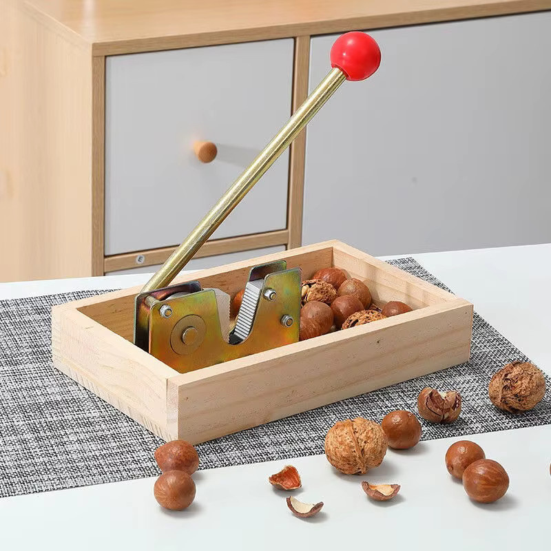 JUSTINLAU Manueller Nussöffner aus Holz in Braun, verstellbare Nussknacker-Zange für Walnüsse, Kastanien, Pekannüsse, Haselnüsse und Mandelnüsse - Bild 6