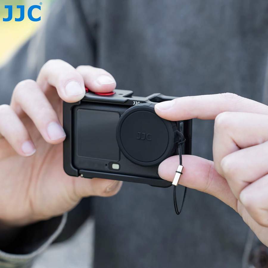 JJC Silikon-Objektivdeckel für DJI Osmo Action 6 in Schwarz mit Anti-Verlust-Schnur - Bild 6