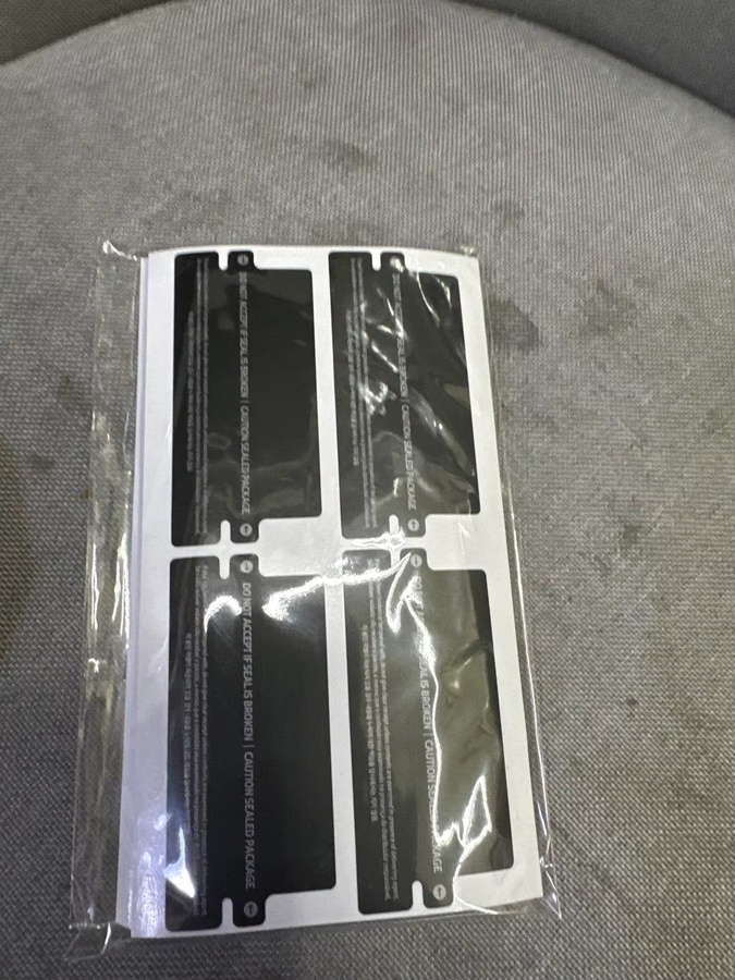 50 Stück Black Box Label Seal Film Aufkleber für Samsung Galaxy S23 Ultra S23+ S24 Ultra S24 Plus in Schwarz - Bild 4
