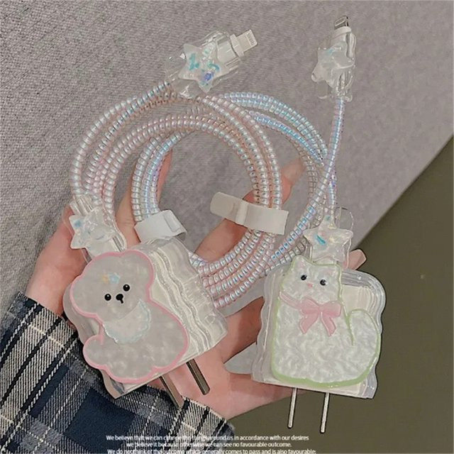 Rosa Katze mit Schleife Ladegerät Schutzhülle für iPhone kompatibel mit iPhone 11 bis 16 (18W-20W) - Bild 1