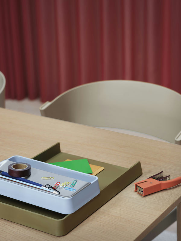 Muuto Arrange Desktop Series Tray aus Kunststoff, rechteckig, Braun oder Grün, B: 32 cm, T: 25 cm - Bild 2