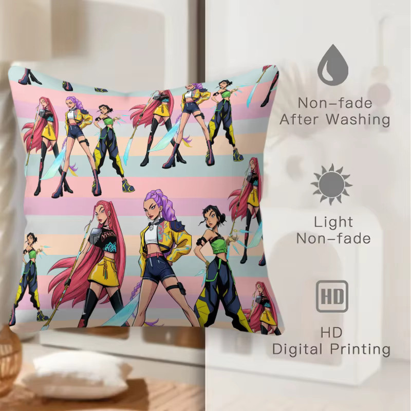 Hasbro Kpop Dekokissen mit Cartoon-Anime-Mädchen-Aufdruck, quadratisches Polyester-Kissen in Multicolour für dein Sofa oder Schlafzimmer - Bild 4