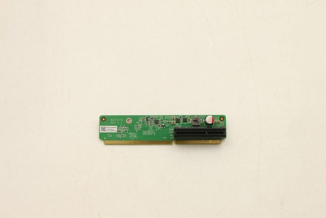 Lenovo CARDPOP BLD Tiny8 PCIe x4 Riser Card in Grün (5C50W00909) - Bild 1