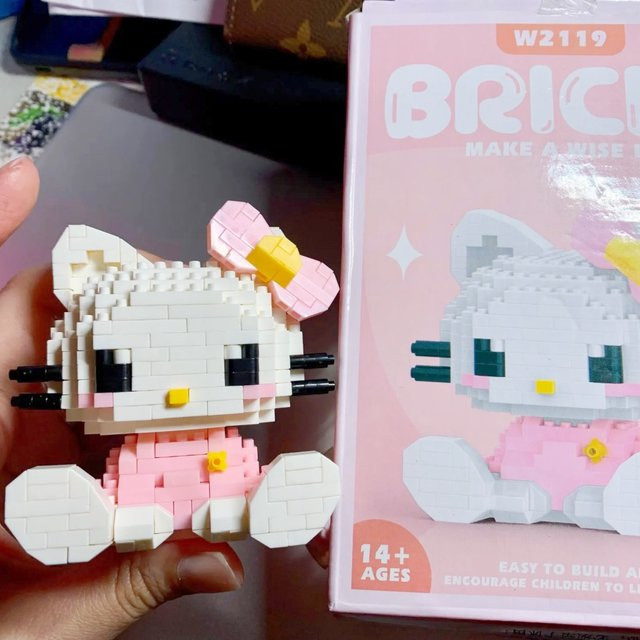 Sanrio Hello Kitty Kuromi Baustein Anime Figur, Puppe, ab 14 Jahren - Bild 1