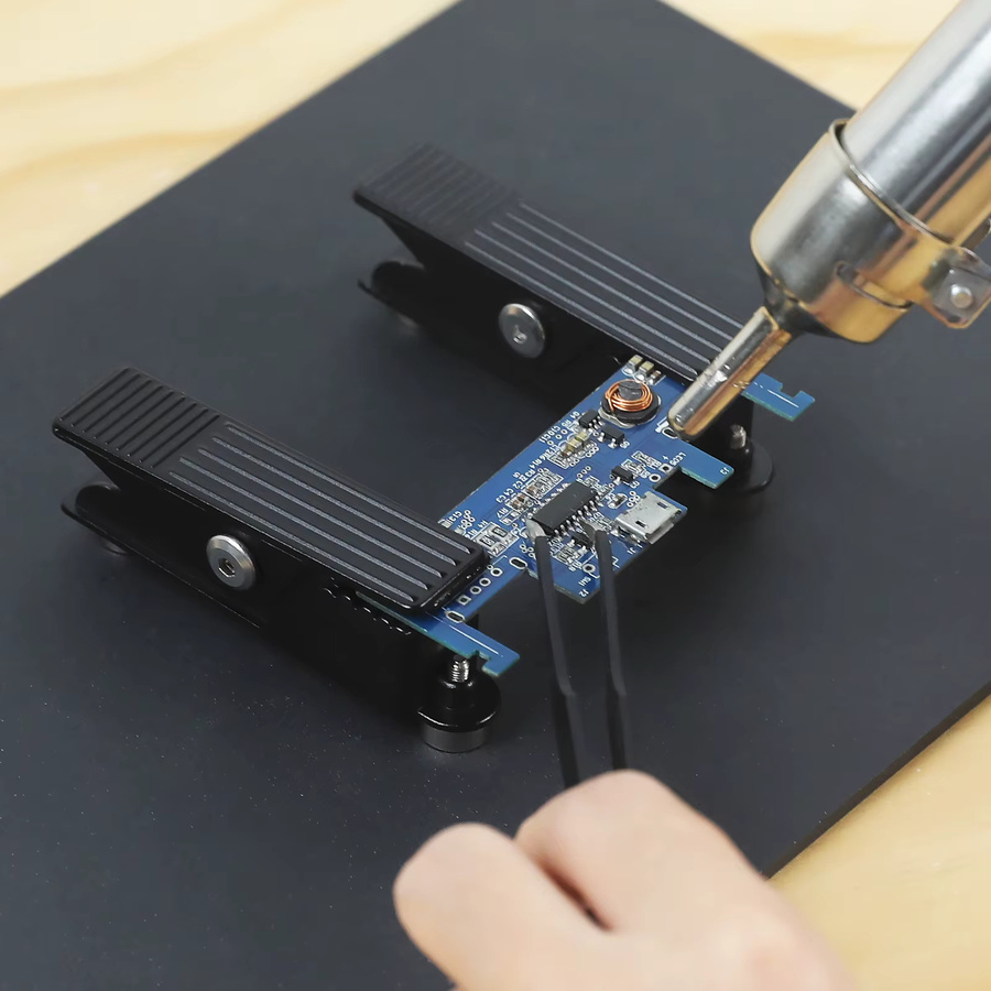 NEWACALOX Mini Magnetische Löthilfe mit LED-Leuchte für PCB und Platine, 2er-Set, Schwarz - Bild 2