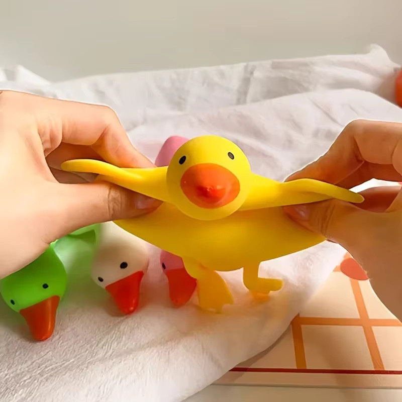 Bandai Squishy Antistress Enten-Fidget-Spielzeug, gelb - Bild 3