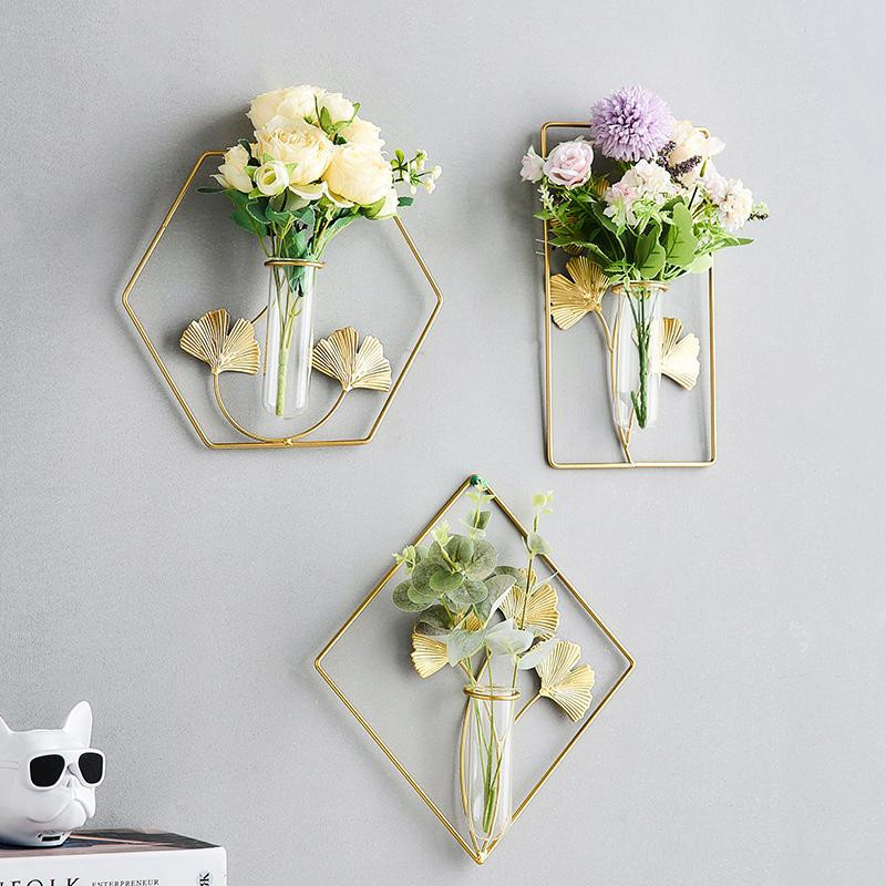 Yiran Furniture Wandbehang Vase aus Glas und Metall im modernen Minimalismus-Stil zur kreativen Wanddekoration für dein Wohnzimmer oder den Eingangsbereich - Bild 1