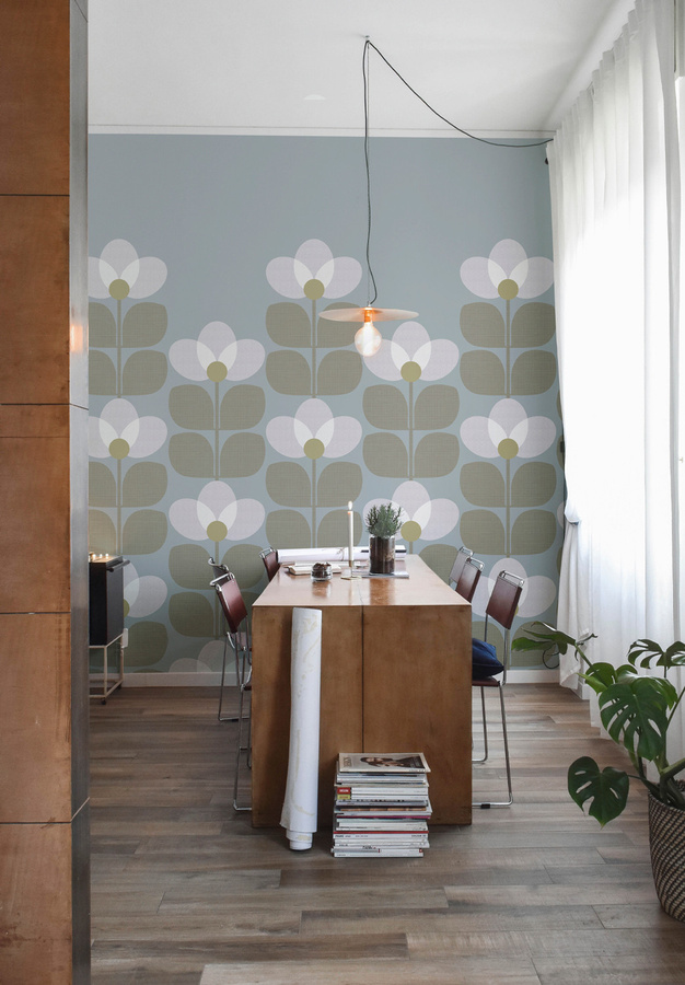 Isidore Leroy Mural Flower Neige Panel A Wandgestaltung mit floralem Mid-Century Design in Beige und Multicolour - Bild 1