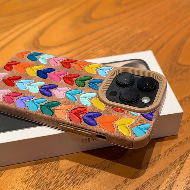 Bunte iPhone Handyhülle mit Ölgemälde-Herzmuster und Lederstruktur, TPU-Schutz für iPhone 17, 16, 14, 13, 12, 11 und Air Pro Max Serie, Multicolor - Bild 1