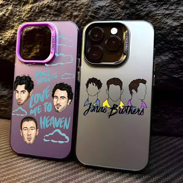 Jonas Brothers Handyhülle für Apple iPhone 16, 15, 14, 13, 12, 11 Pro Max Plus in Multicolor aus weichem TPU - Bild 1