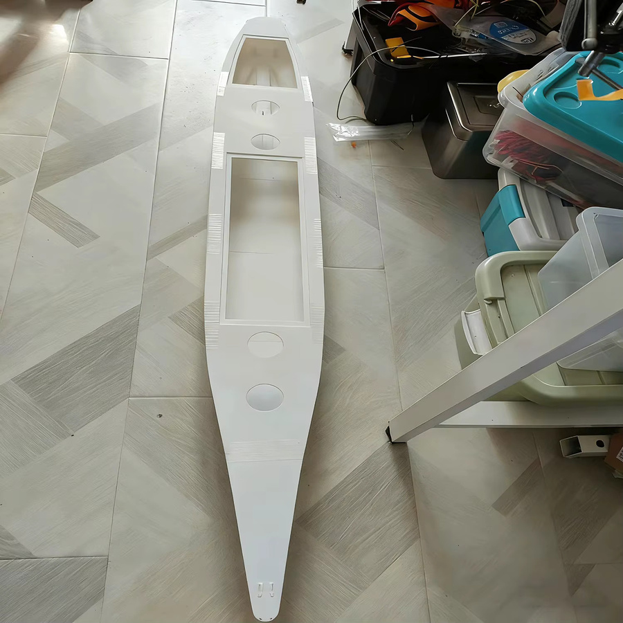 Montana Schlachtschiff, RC Modell Kit, 1:200, ferngesteuert - Bild 4