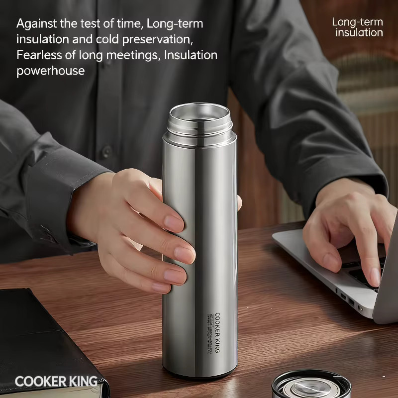 COOKER KING Thermo-Wasserflasche Yun Dao Serie aus Edelstahl in Silber, 490 ml - Bild 3