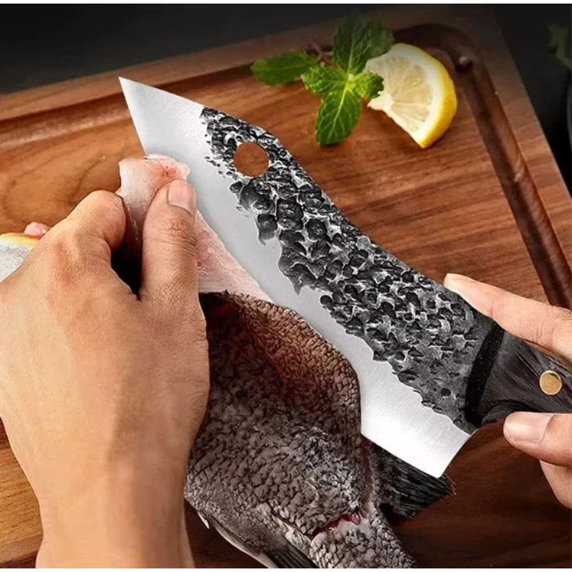 InLeung Handgeschmiedetes Chefmesser mit Holzgriff und Schutzhülle in Silber - Bild 4