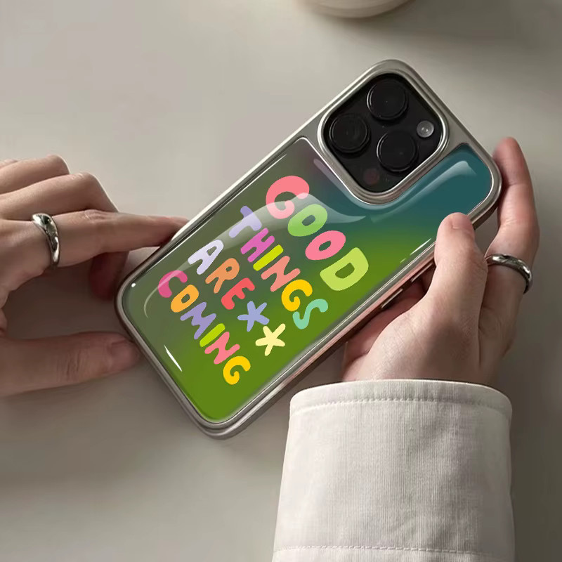 DecoPhone Handyhülle Good Things Are Coming Hydrogel-Schale für iPhone 11 bis 17 Pro Max in Silber/Multicolor - Bild 4