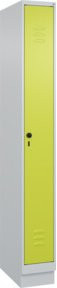 C+P Spind Classic PLUS Spind mit Sockel, 1 Abteil, Sicherheits-Drehriegel und 3 Garderobenhaken, Farbe: Grau/Grün, H x B x T: 195,0 x 25,0 x 50,0 cm - Bild 1