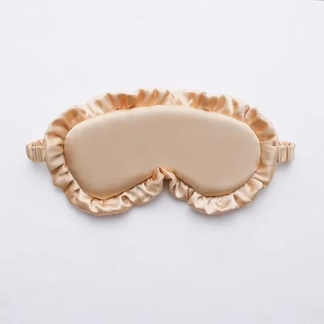 XYNN Schlafmaske Seidenrüschen, Gold, Unisex - Bild 1