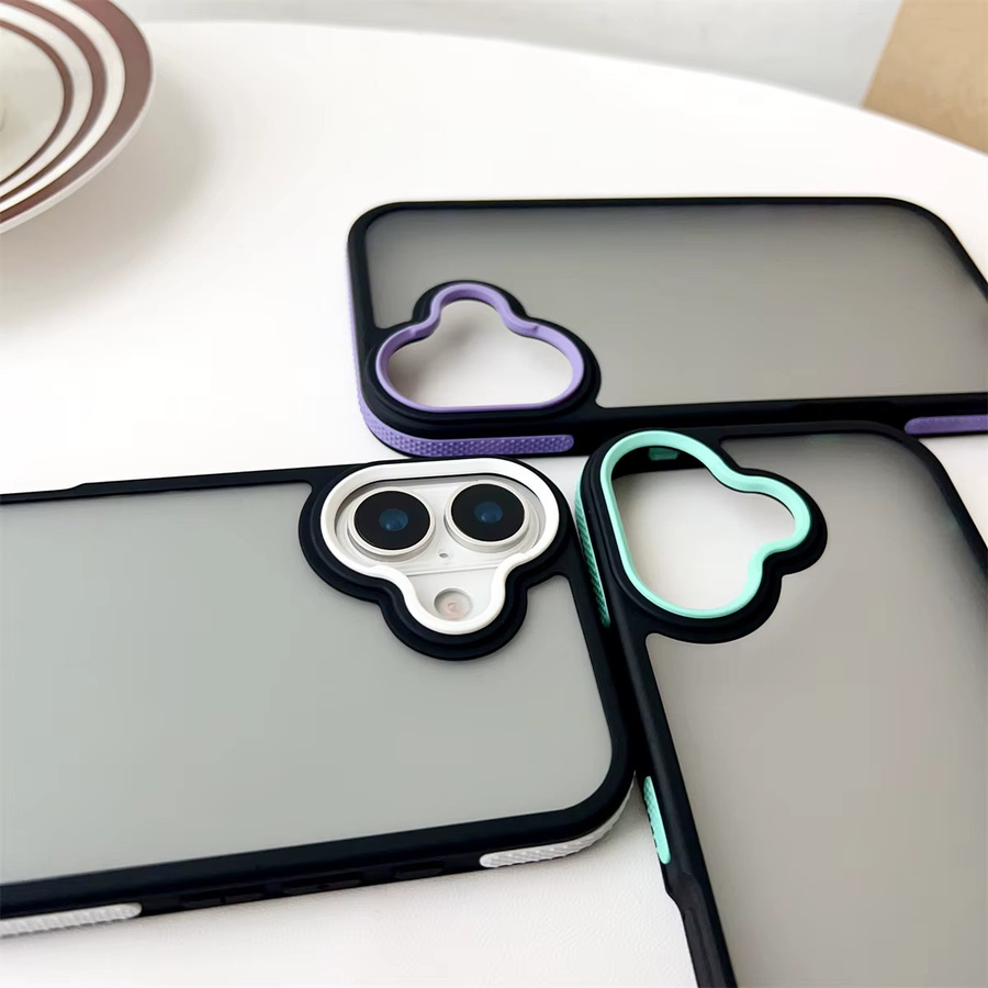 Mattierte transparente Handyhülle von szHAIyu für iPhone 11 bis iPhone 17 Pro Max aus TPU mit Stoßschutz und angenehmem Hautgefühl in Schwarz und Grün - Bild 2