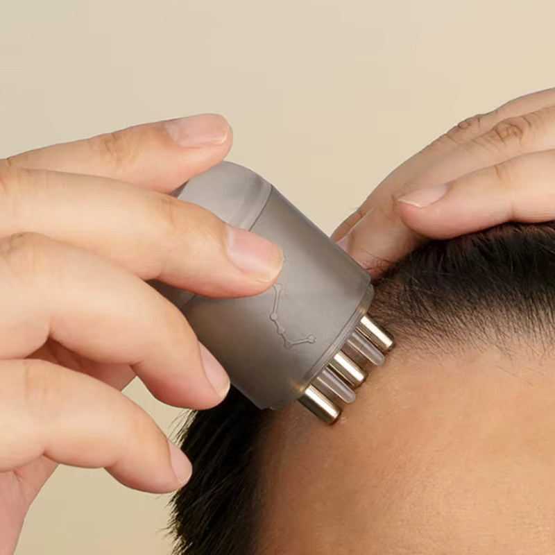 Mini-Massagekamm mit Flüssigkeitsapplikator für die Kopfhaut, Unisex - Bild 2
