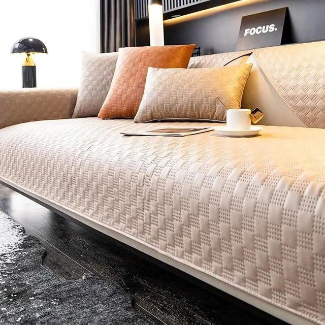 BC-Warm Home Wasserdichter Sofa-Schutzbezug aus Lederoptik mit Karomuster in Beige, Breite: 180 cm, Tiefe: 90 cm - Bild 1