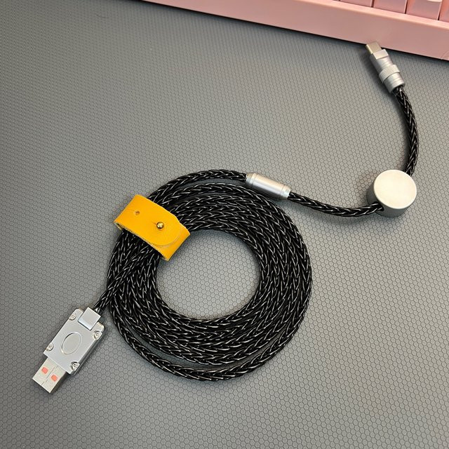 BOHCHONG USB Typ C Daten- und Ladekabel mit Luftfahrtstecker aus versilbertem Einkristall-Kupfer für mechanische Tastaturen - Bild 1