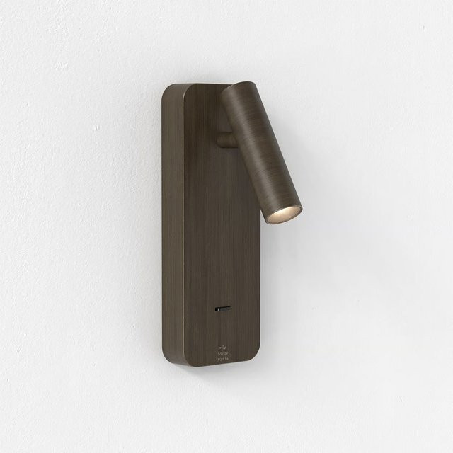 Astro Enna Surface LED-Wandleuchte in Bronze mit USB A+C und Leselicht (2700K) - Bild 1