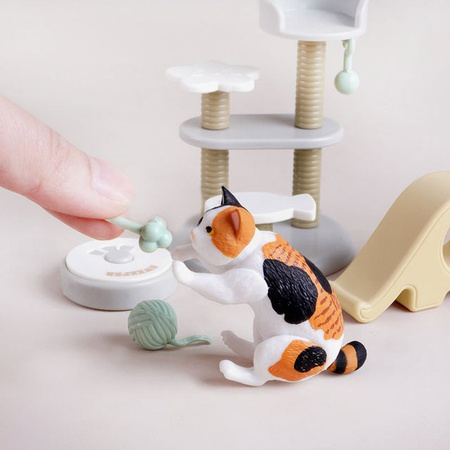MSFTOYS 45er Set Miniatur Katzen Figuren im Maßstab 1/12, Mehrfarbige Katzen Ornamente aus Kunstharz für Puppenhaus und Mikro-Landschaft Dekoration