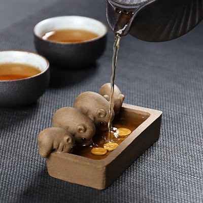 MINIDEAL Tee-Haustier kleines Schwein aus Keramik in Lila und Braun für Kung Fu Tee Zubehör und Dekoration - Bild 1