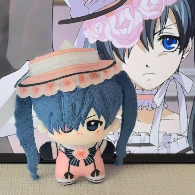 Yiran toy Black Butler Plüschpuppe Umhängetasche, ab 18 Jahre - Bild 1