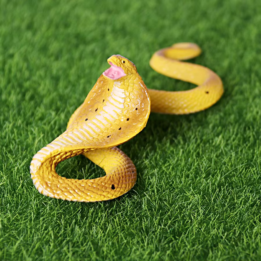 LADOFIGURES Wild Cobra Klapperschlange, Tiermodell Figur, Gelb, Kunststoff - Bild 2