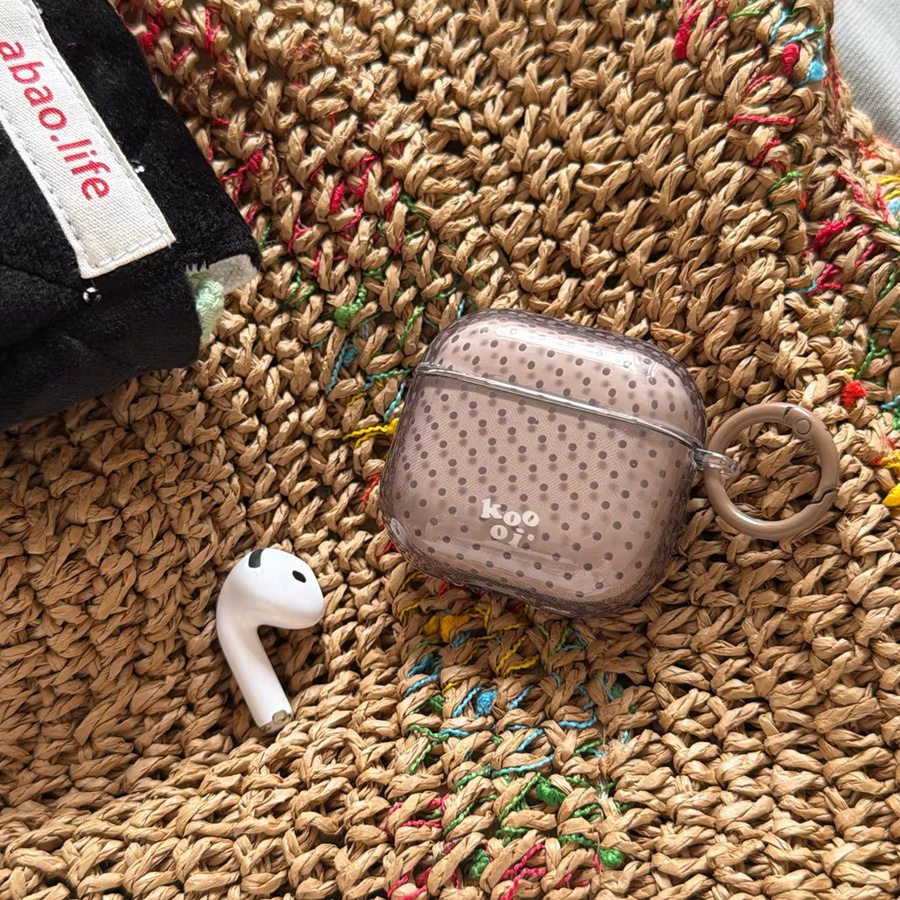 Braune halbtransparente Kopfhörer-Schutzhülle mit Polka-Dot-Muster und glänzender Oberfläche für Apple AirPods 1, 2, 3, 4 und Pro/Pro 2/Pro 3 - Bild 3
