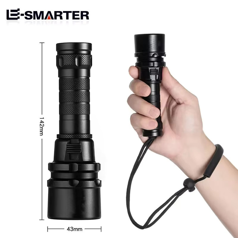 ESMARTER LED-Tauchtaschenlampe in Schwarz, professionelle Unterwasser-Tauchlampe mit IPX8 Wasserdichtigkeit und Handseil - Bild 2