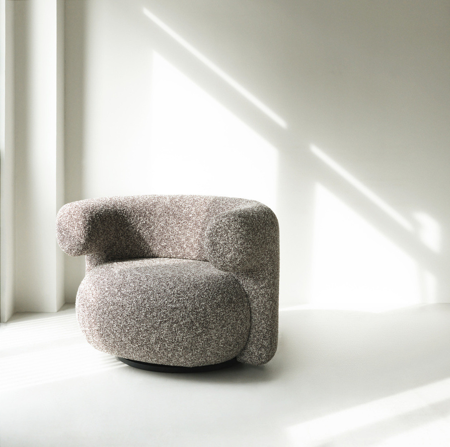 Normann Copenhagen Burra Lounge Sessel mit Rückdrehfunktion und Armlehnen in Bouclé - Bild 4