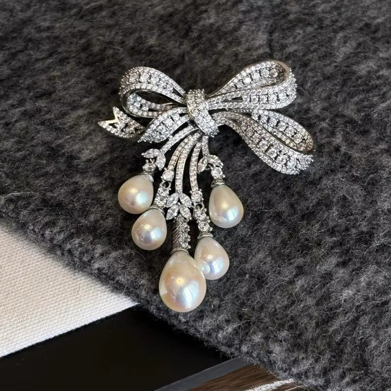 Velishy Brosche, Zirkonia, Perle, Damen - Bild 2