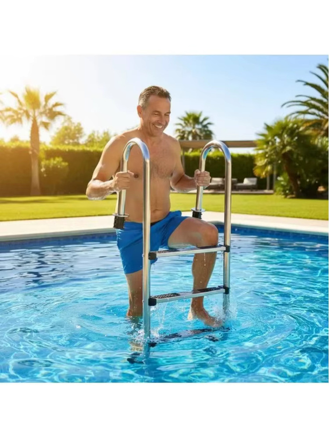 Eingebaute Pooltreppe aus Edelstahl mit 3 Stufen in Silber, rutschfeste Oberfläche und ergonomischer Handlaufkante für Spa und Wasserpark - Bild 4