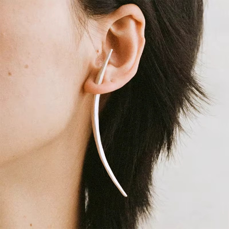 ZHUHE Ohrstecker, gebogene Mond-Struktur, Unisex - Bild 2