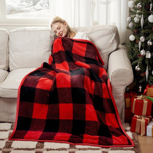 JMG Household Supplies Weihnachts-Kuscheldecke aus weichem Flanell und Plüsch in Rot, B/H: 70 x 100 cm - Bild 1