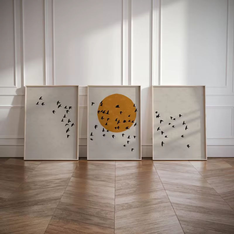 Potdemiel Leinwand Wandkunst Japanischer Sonnenaufgang mit Vogelschwarm in minimalistischem Japandi Zen Stil, Grau und Beige, Abstraktes Landschaftsmotiv im Hochformat - Bild 3