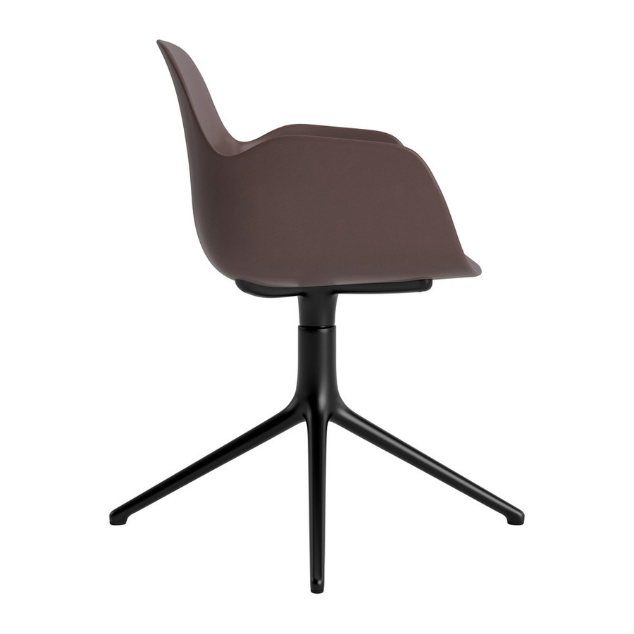 Normann Copenhagen Form Drehsessel mit Armlehnen in Braun mit Metallgestell - Bild 2