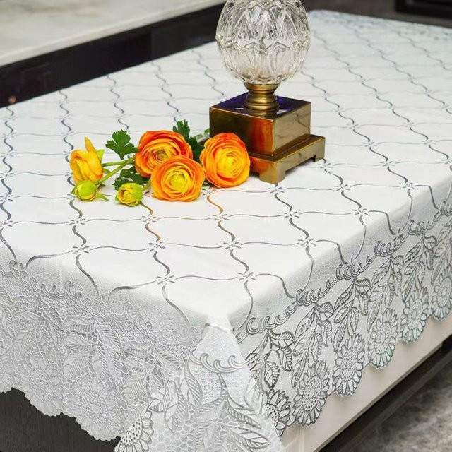 Moderne PVC-Tischdecke von JINGYUE Pet in Weiß mit Streifenmuster, wasserabweisend und hitzebeständig, Rechteckig, B: 90 cm, L: 137 cm - Bild 1