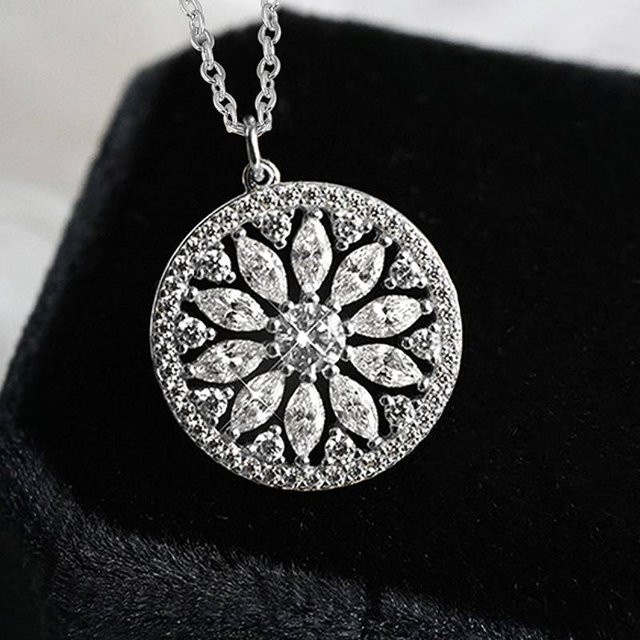 Huitan Halskette mit Anhänger, Blumen-Design, Silber, Zirkonia, Damen - Bild 1